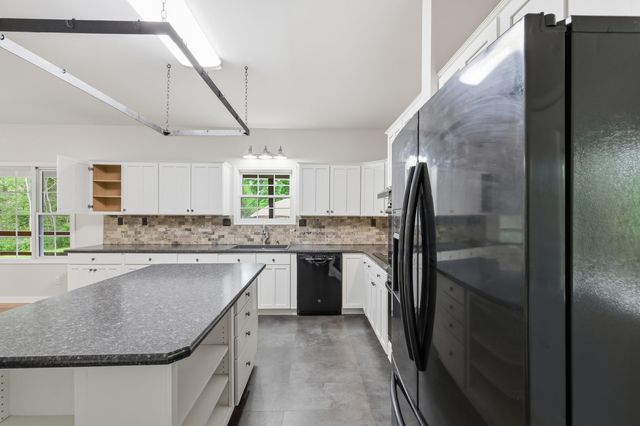 1380 Rice Road, Lawrenceburg, KY 40342