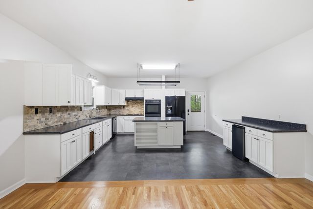 1380 Rice Road, Lawrenceburg, KY 40342