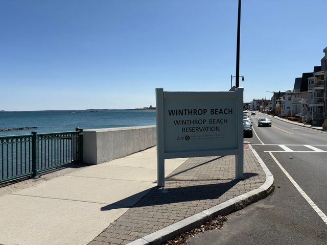 85 Beach Rd, Winthrop, MA 02152
