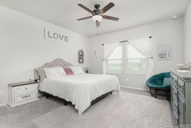 5862 HOPPER CT, New Braunfels, TX 78132