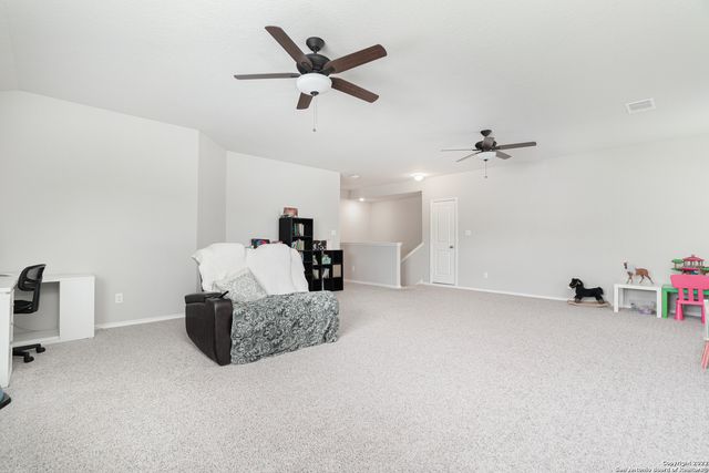 5862 HOPPER CT, New Braunfels, TX 78132