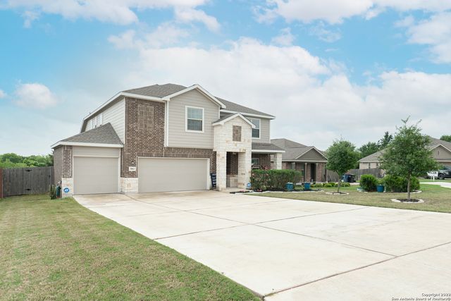 5862 HOPPER CT, New Braunfels, TX 78132