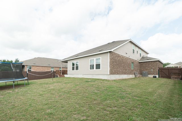 5862 HOPPER CT, New Braunfels, TX 78132