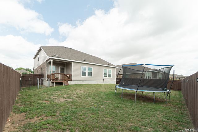 5862 HOPPER CT, New Braunfels, TX 78132