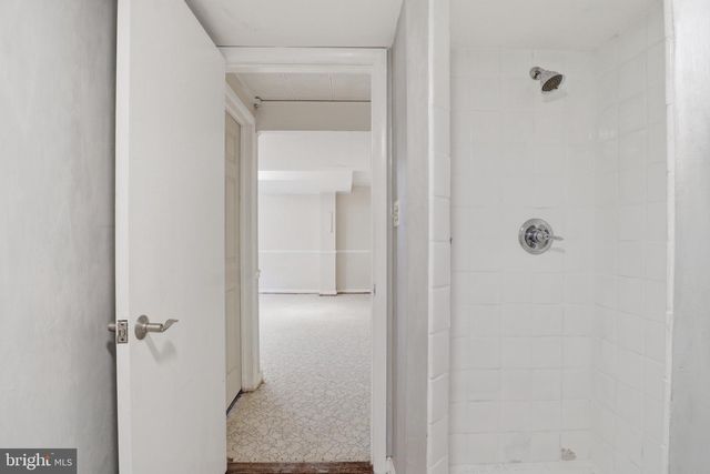 8403 FELTON LN, Alexandria, VA 22308