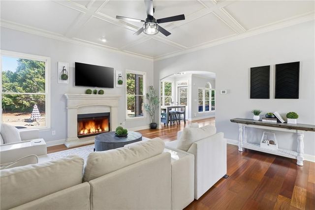 1185 Beebe SW Lane, Marietta, GA 30064