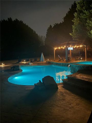 1185 Beebe SW Lane, Marietta, GA 30064