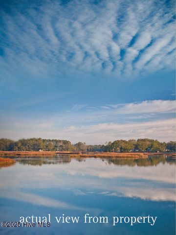 4758 Island Walk Drive SW, Shallotte, NC 28470