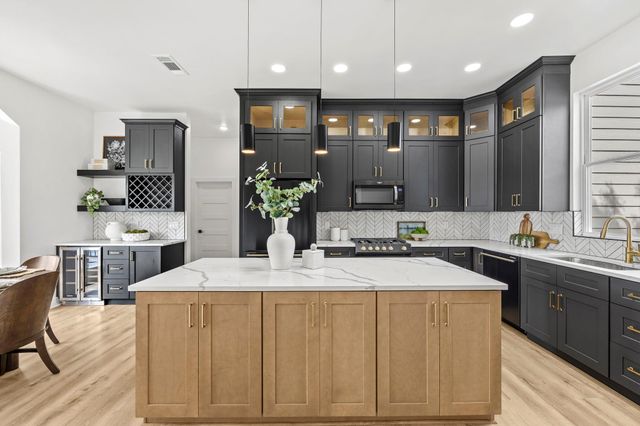 108 Skyline RD, Georgetown, TX 78628