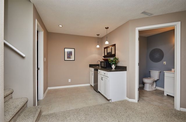 7803 Aspen Drive, West Des Moines, IA 50265
