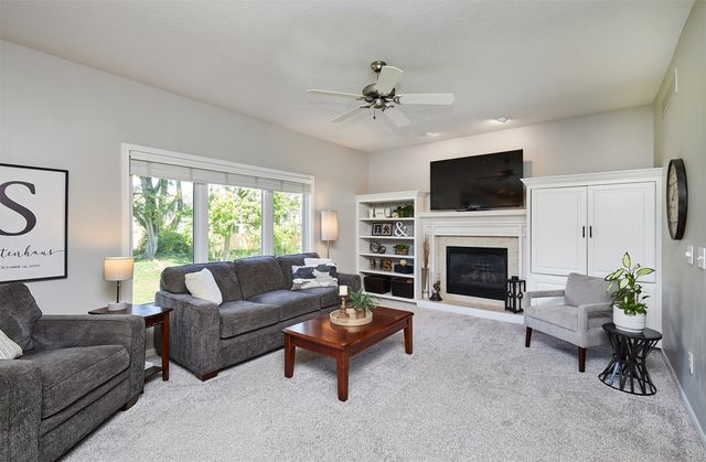 7803 Aspen Drive, West Des Moines, IA 50265