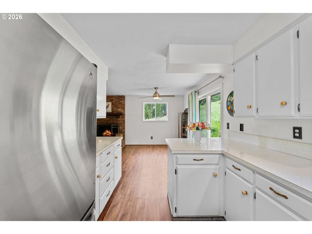 24215 Ne HAPPY HILL Ln, Newberg, OR 97132