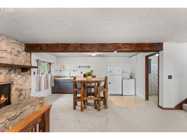 24215 Ne HAPPY HILL Ln, Newberg, OR 97132