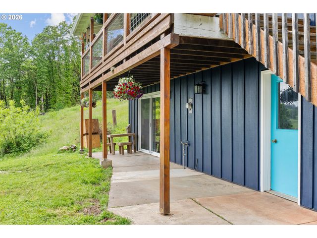 24215 Ne HAPPY HILL Ln, Newberg, OR 97132