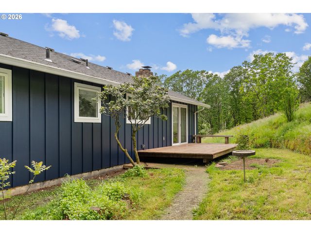 24215 Ne HAPPY HILL Ln, Newberg, OR 97132