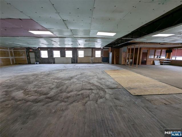 68-70-70 Beech Street, Paterson, NJ 07501