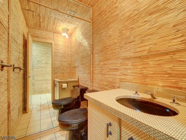 943 Sunset Rdg, Bridgewater Twp., NJ 08807