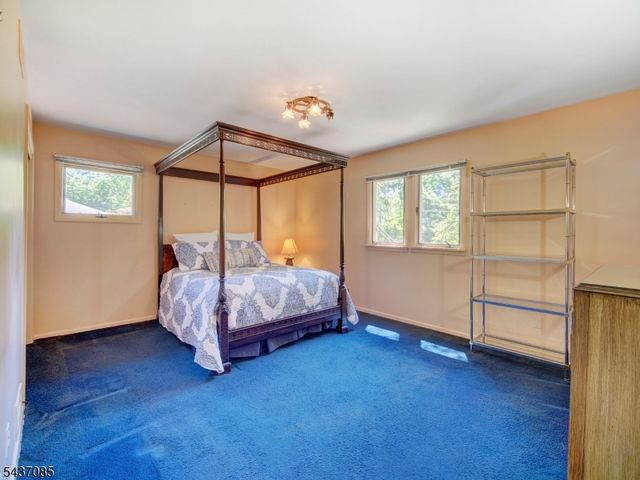 943 Sunset Rdg, Bridgewater Twp., NJ 08807