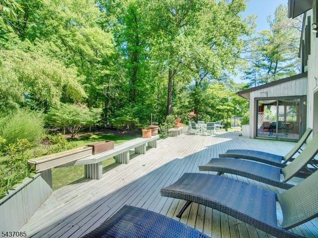 943 Sunset Rdg, Bridgewater Twp., NJ 08807