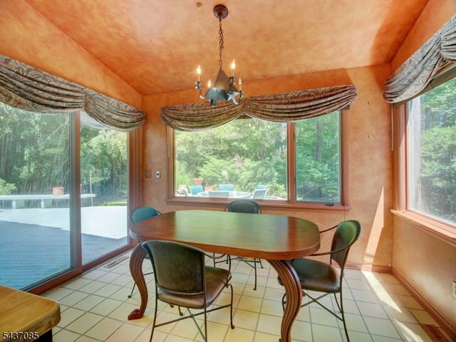 943 Sunset Rdg, Bridgewater Twp., NJ 08807