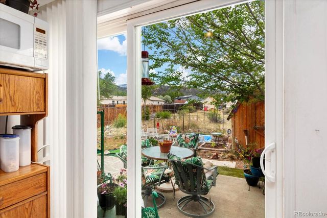 102 & 104 Palmer Avenue, Poncha Springs, CO 81242