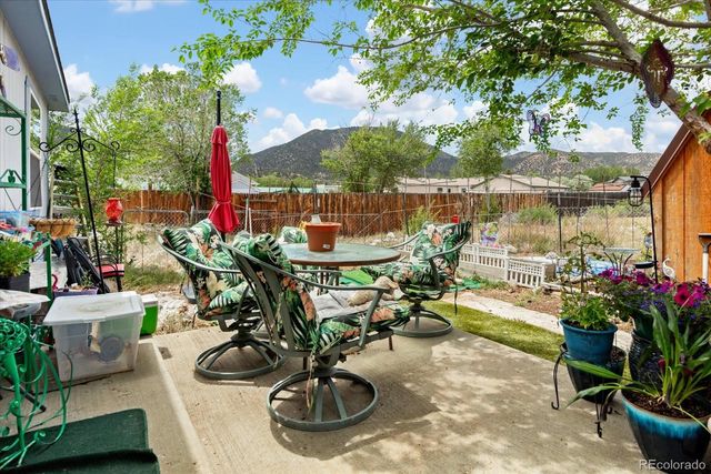 102 & 104 Palmer Avenue, Poncha Springs, CO 81242