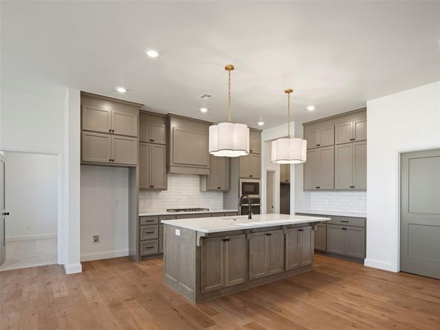 7809 NW 163rd Street, Oklahoma City, OK 73013