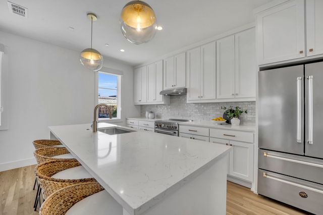7207 Gaston Avenue 906, Dallas, TX 75206