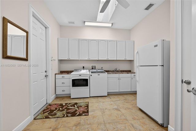 147 Ashby Cove Lane, New Smyrna Beach, FL 32168
