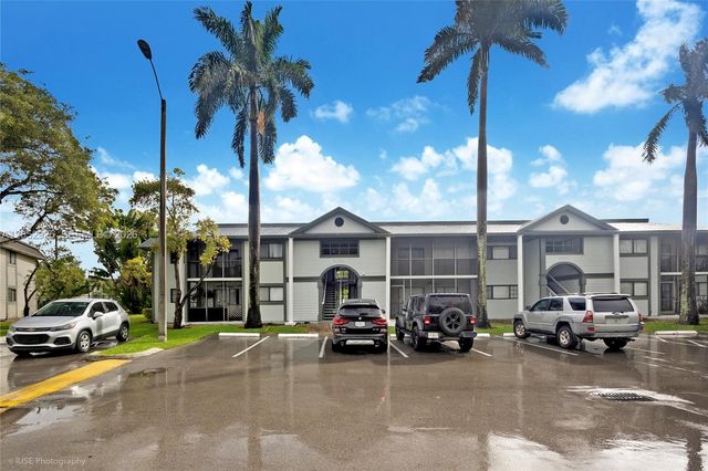 20681 NE 4th Place 203, Miami, FL 33179