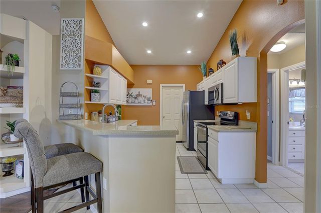 12805 RAYSBROOK DRIVE, Riverview, FL 33569