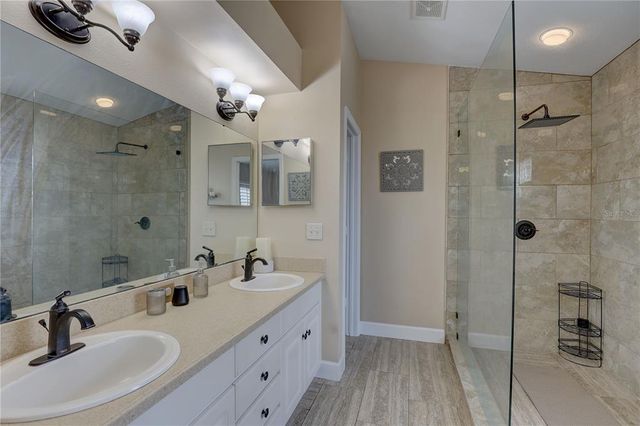 12805 RAYSBROOK DRIVE, Riverview, FL 33569