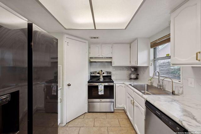 10351 Old Farm, San Antonio, TX 78245