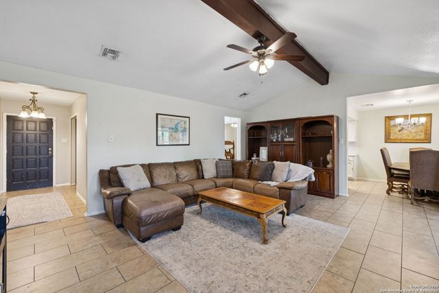 10351 Old Farm, San Antonio, TX 78245