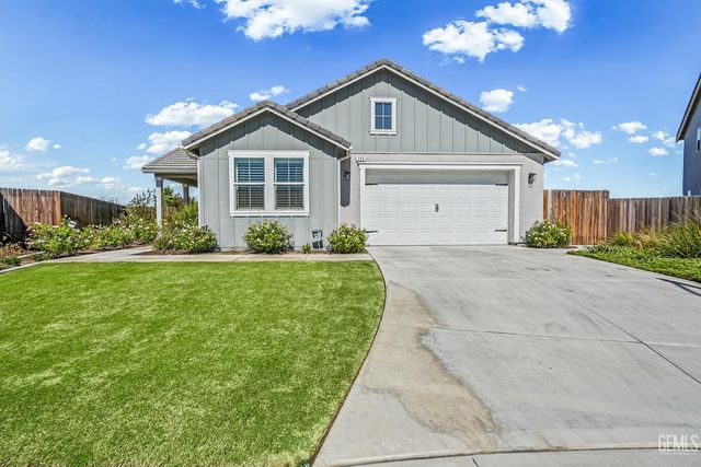 203 Ondarroa Court, Bakersfield, CA 93314