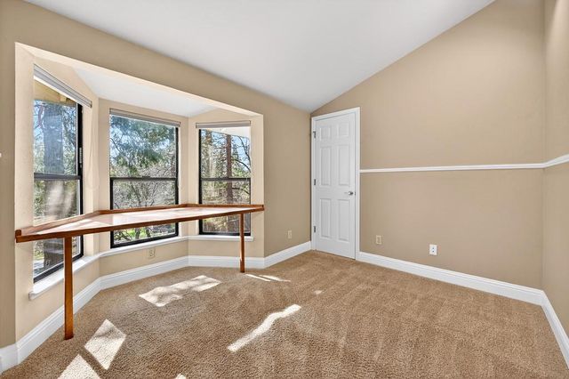 2017 Oak Hill Ln, Meadow Vista, CA 95722