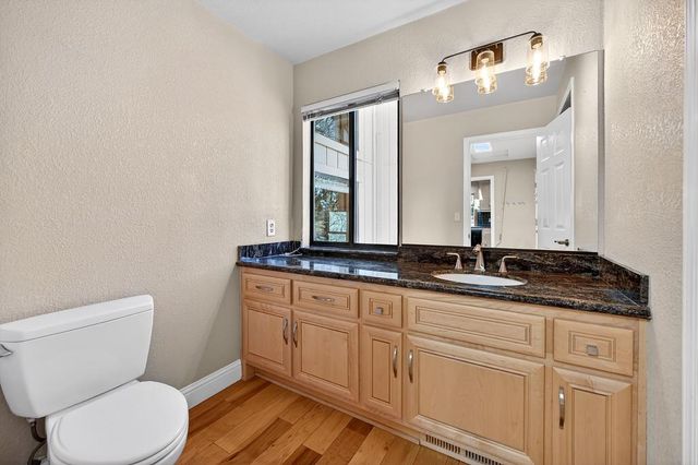 2017 Oak Hill Ln, Meadow Vista, CA 95722