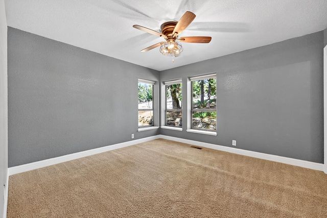 2017 Oak Hill Ln, Meadow Vista, CA 95722