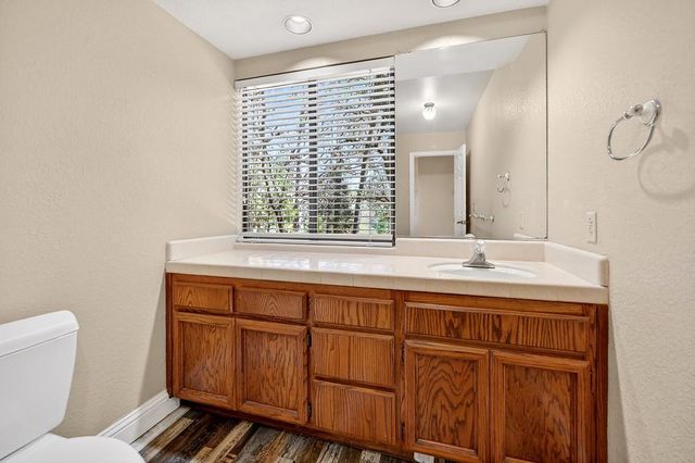 2017 Oak Hill Ln, Meadow Vista, CA 95722