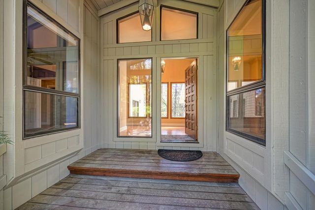 2017 Oak Hill Ln, Meadow Vista, CA 95722