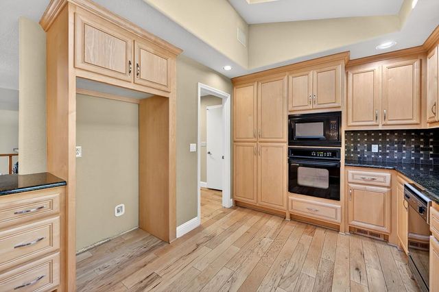 2017 Oak Hill Ln, Meadow Vista, CA 95722