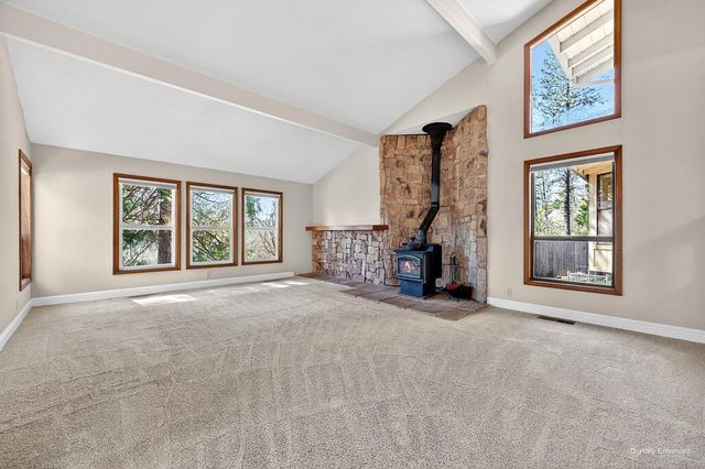 2017 Oak Hill Ln, Meadow Vista, CA 95722