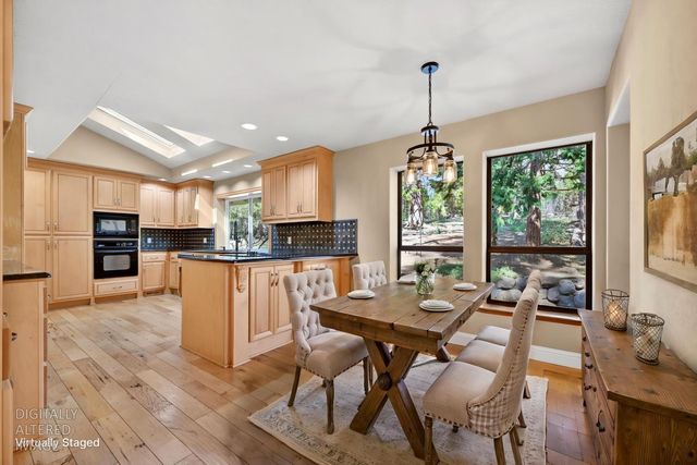2017 Oak Hill Ln, Meadow Vista, CA 95722