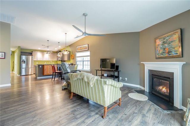 39 Dragoon Court, Rossville, GA 30741