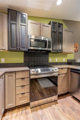 39 Dragoon Court, Rossville, GA 30741