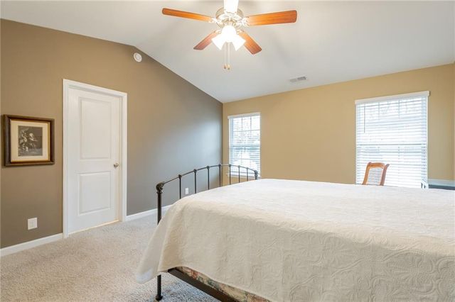 39 Dragoon Court, Rossville, GA 30741