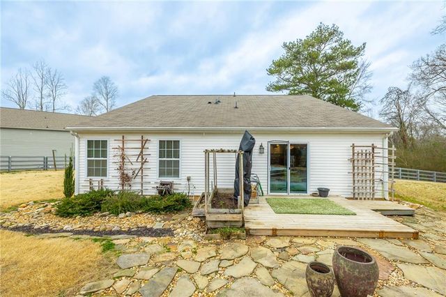 39 Dragoon Court, Rossville, GA 30741