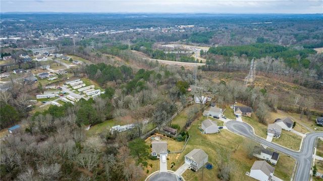 39 Dragoon Court, Rossville, GA 30741