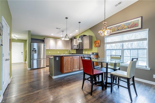 39 Dragoon Court, Rossville, GA 30741