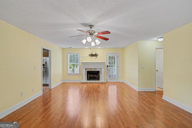 306 Park Chase Court, Griffin, GA 30224